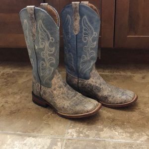 Ferrini cowboy boots